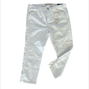 Soft Surroundings The Ultimate high rise lace hem jeans size 18W white NWT